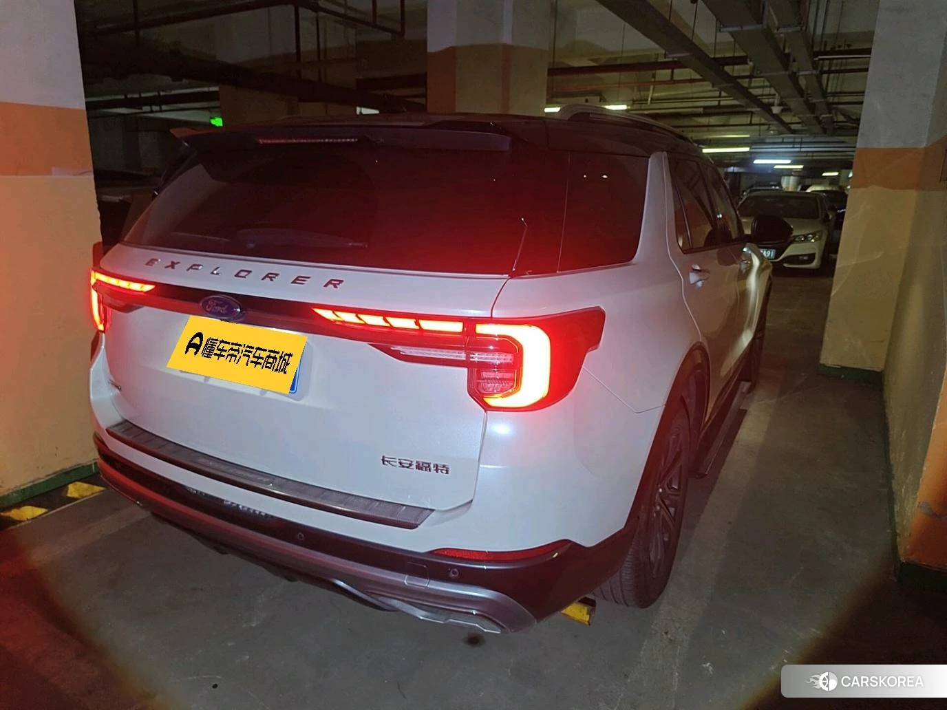 Ford Explorer 2022 Белый из Китая