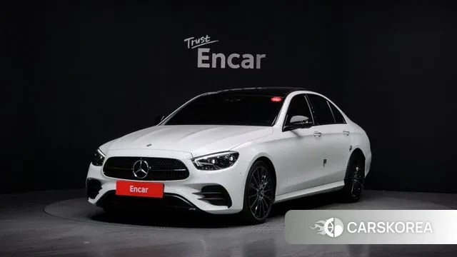 Mercedes-Benz E-Class W213 2023 Белый из Кореи