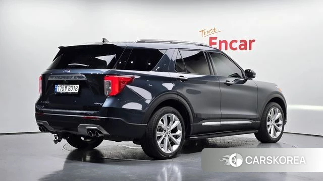Ford Explorer 6th Generation 2022 Серый из Кореи
