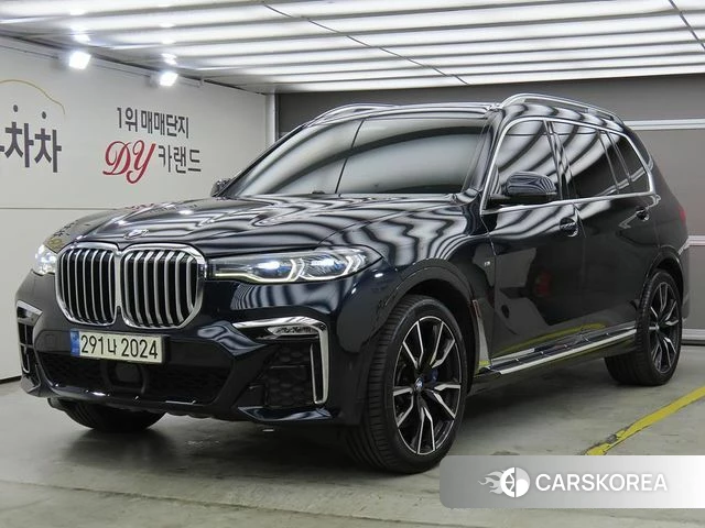 BMW X7 (G07) 2021 Черный из Кореи