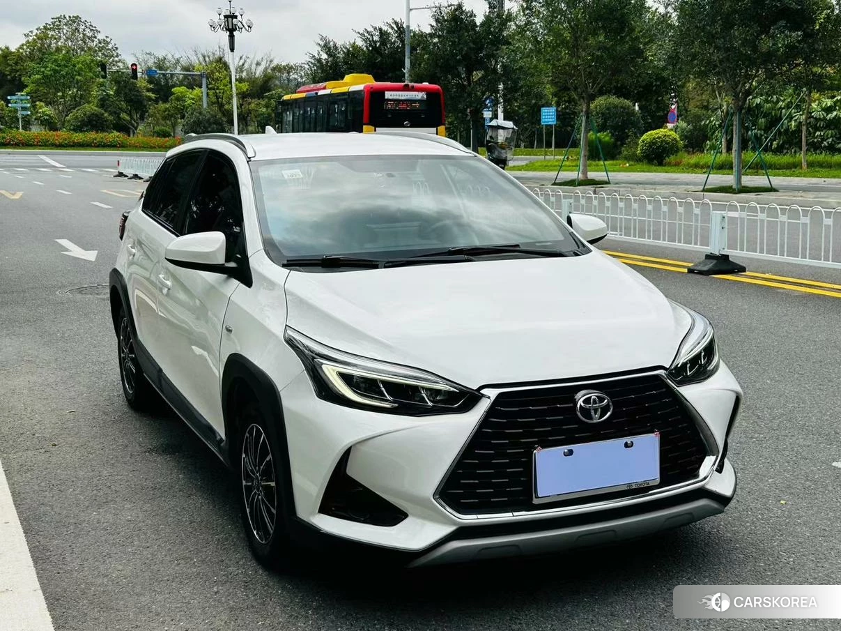 Toyota YARIS L Zhixuan 2021 Белый из Китая