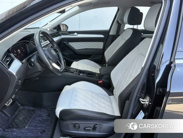 Volkswagen Magotan 2023 Черный из Китая