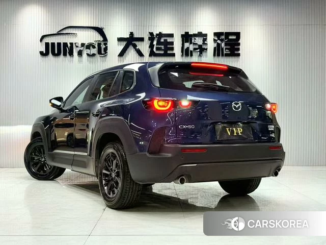Mazda CX-50 line also 2023 Синий из Китая