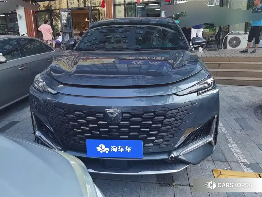 Chang'an Changan UNI-K 2024 Silver/gray из Китая