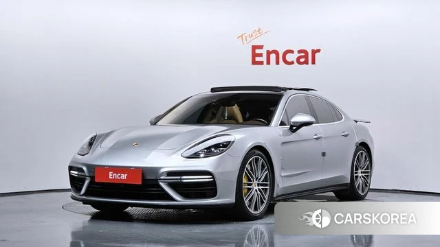 Porsche Panamera (971) 2018 Серебристо-серый из Кореи