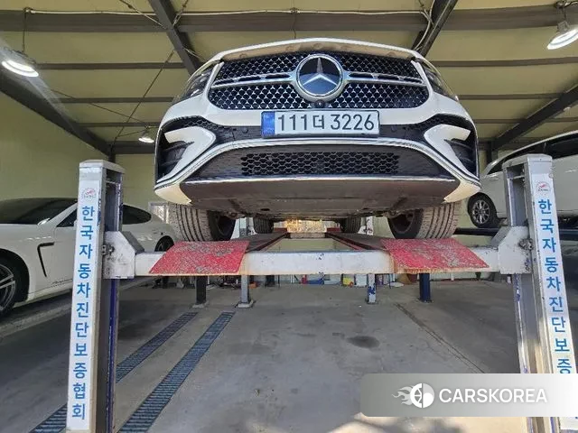 Mercedes-Benz GLE-Class W167 2023 Белый из Кореи