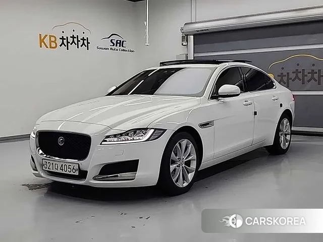 Jaguar XF (X260) 2019 Белый из Кореи