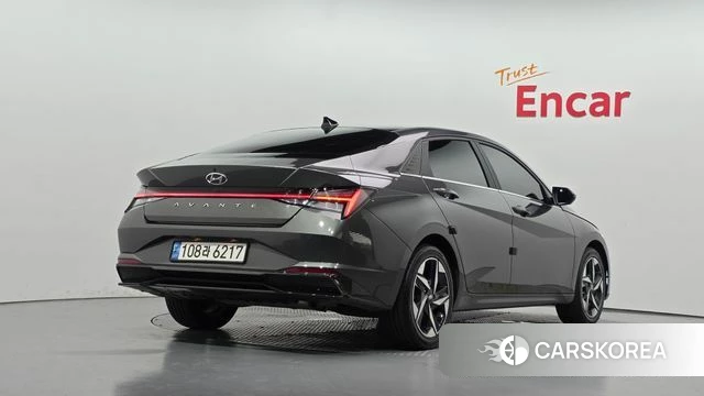 Hyundai Avante Hybrid (CN7) 2023 Серый из Кореи