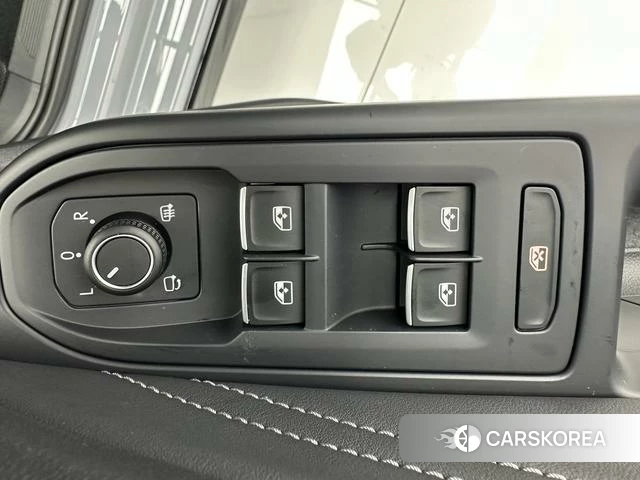 Volkswagen Golf 2023 Темно-серый из Китая