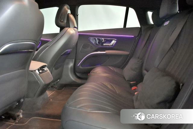 Mercedes-Benz EQS 2023 Белый из Китая