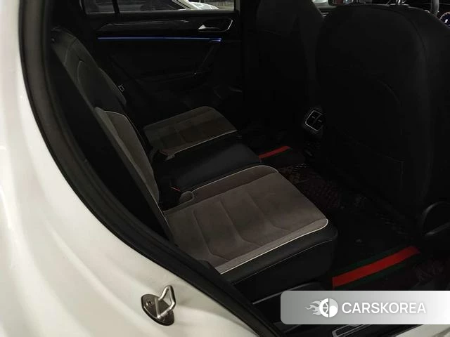 Volkswagen Tanyue 2021 Белый из Китая