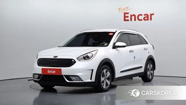 Kia Niro 2018 Белый из Кореи