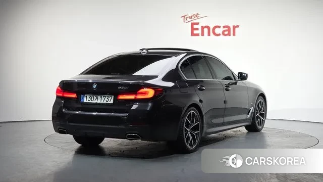 BMW 5 Series (G30) 2020 Серый из Кореи