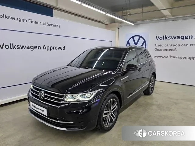 Volkswagen Tiguan second Generation 2022 Черный из Кореи