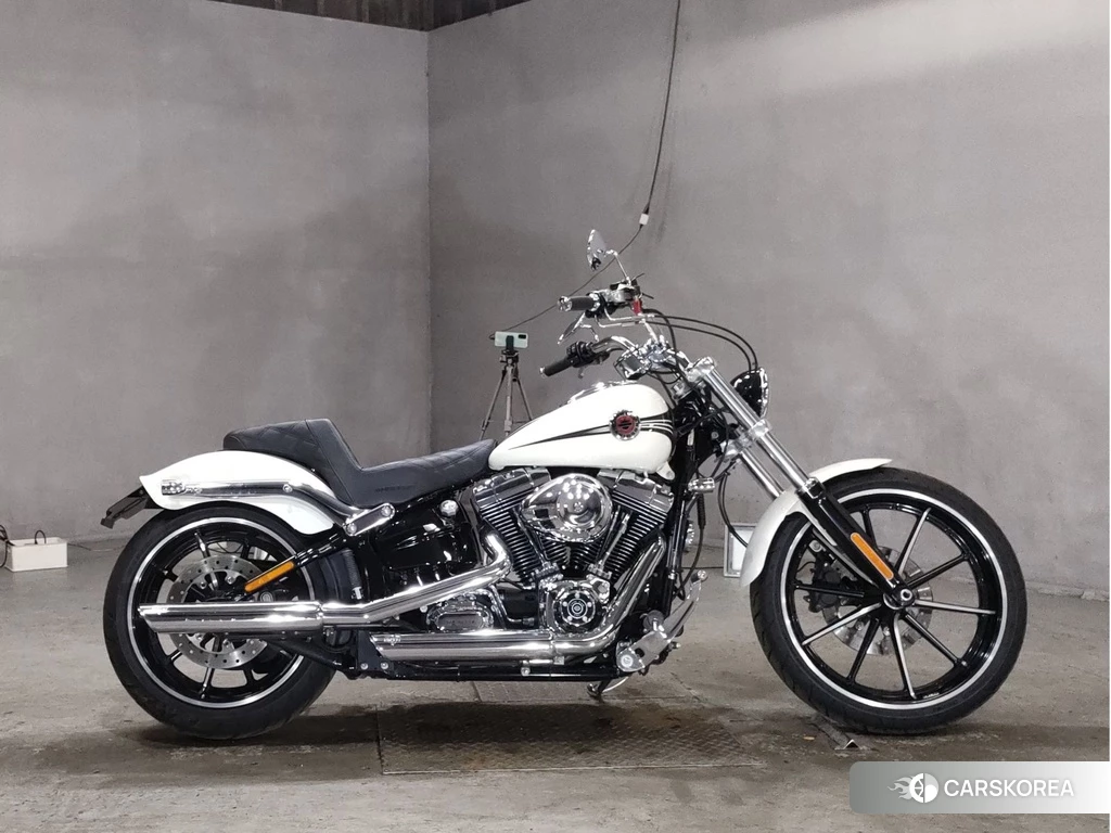 Проданный Harley-Davidson Softail Breakout FXSB 2014 из Японии, фото 2