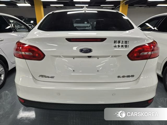 Ford Fox 2018 Белый из Китая