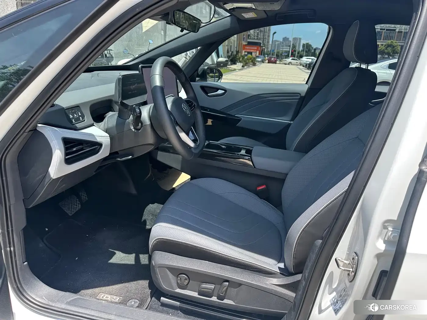 Volkswagen ID.3 2025 Белый из Китая