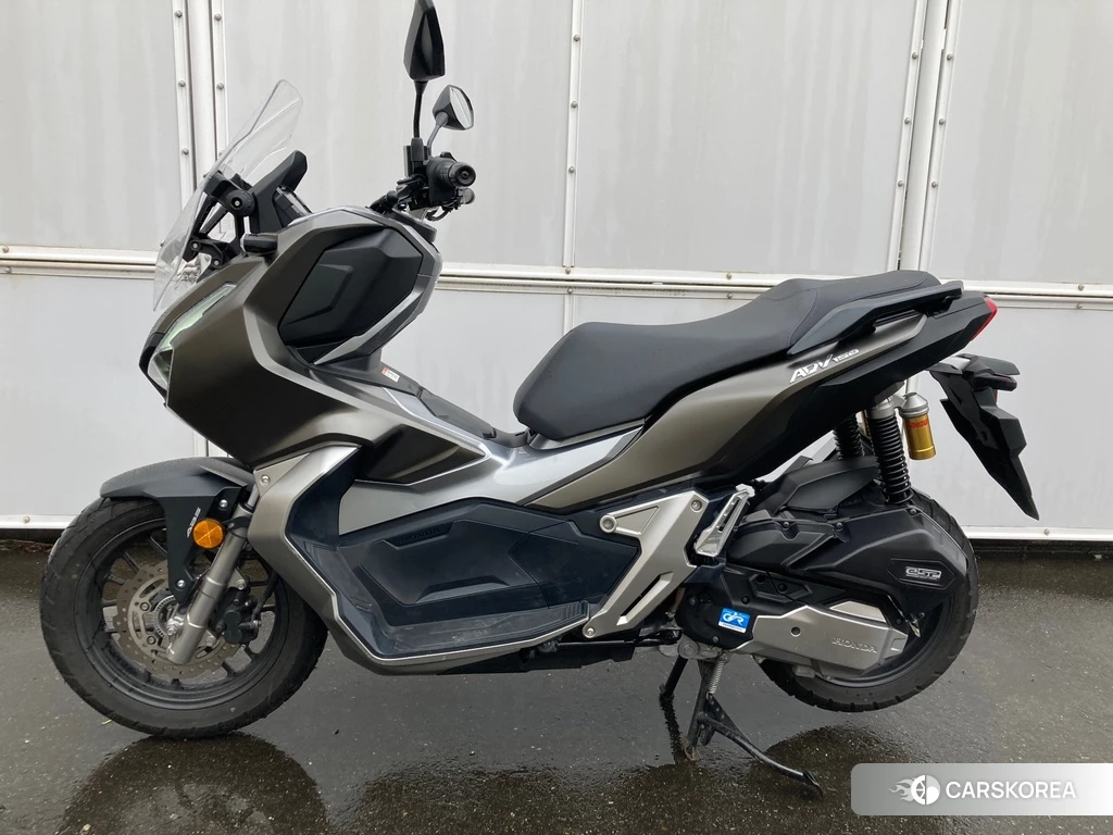 Проданный Honda ADV150 2019 из Японии, фото 2