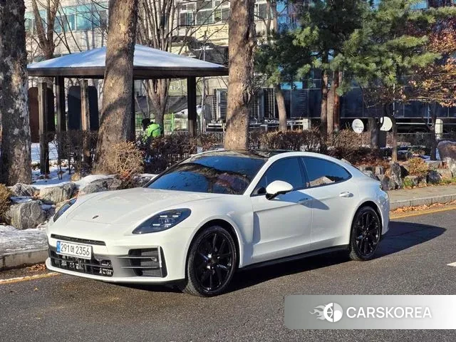 Porsche Panamera (972) 2024 Белый из Кореи