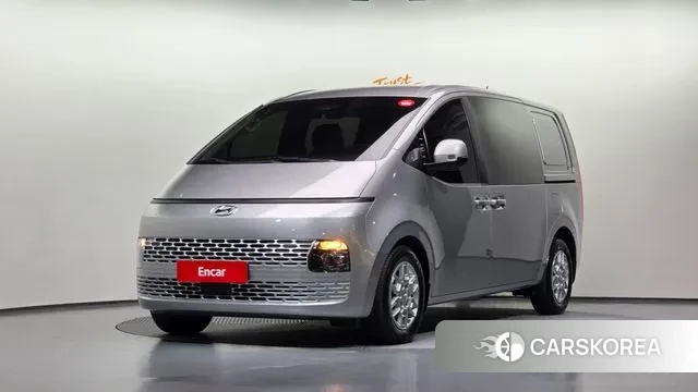 Hyundai Staria 2022 Серебристо-серый из Кореи
