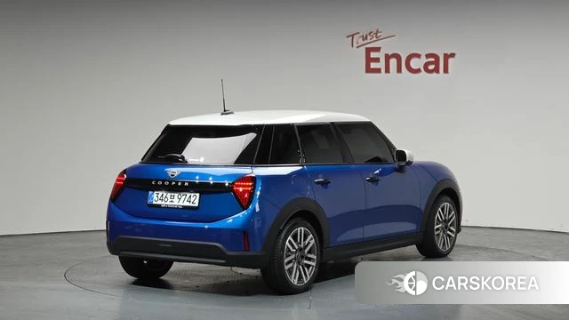 Mini Cooper C 4th generation 2026 Синий из Кореи