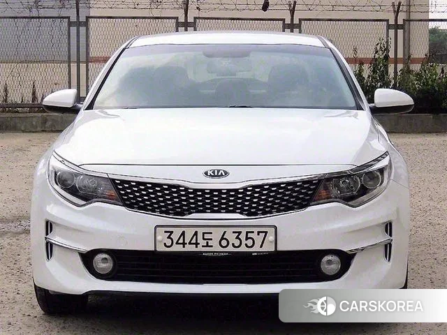 Kia K5 second generation 2018 Белый из Кореи