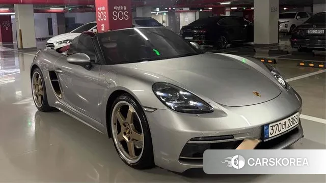 Porsche 718 Boxster 2021 Серебряный из Кореи