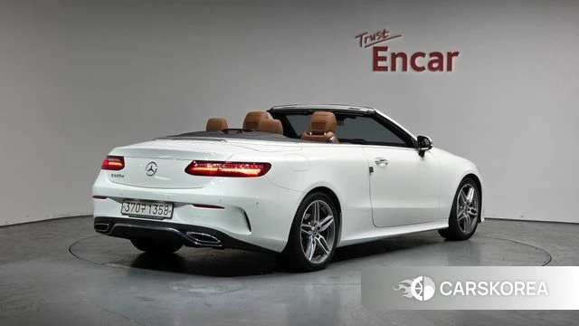 Mercedes-Benz E-Class W213 2020 Белый из Кореи