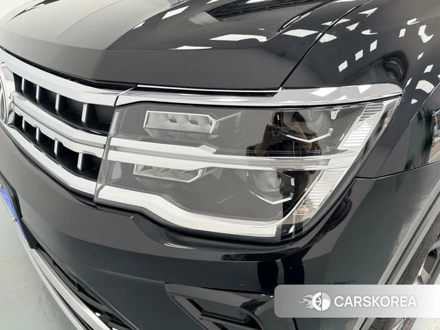 Volkswagen Tourang 2022 Черный из Китая