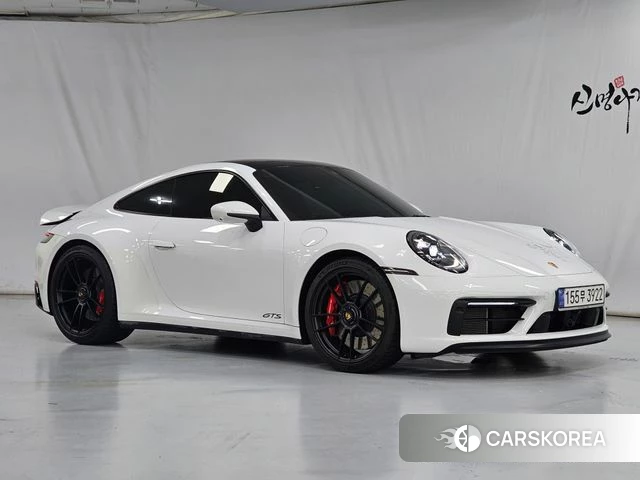 Porsche 911(992) 2023 Белый из Кореи