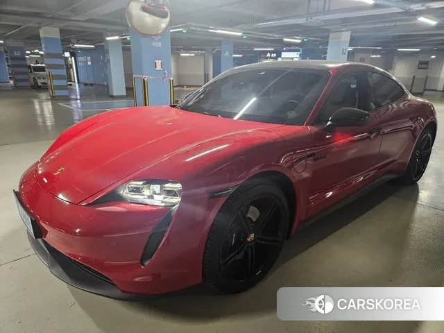 Porsche Taycan 2022 Красный из Кореи