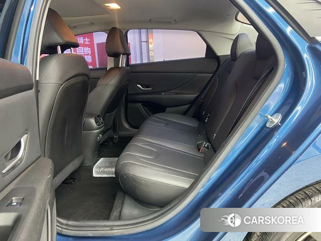 Hyundai Elantra 2022 Синий из Китая
