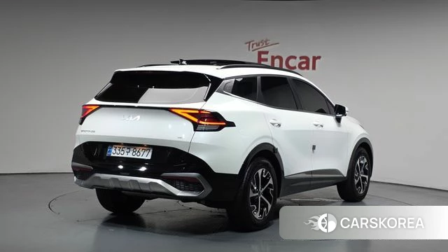 Kia Sportage 5th Generation Hybrid 2024 Белый из Кореи