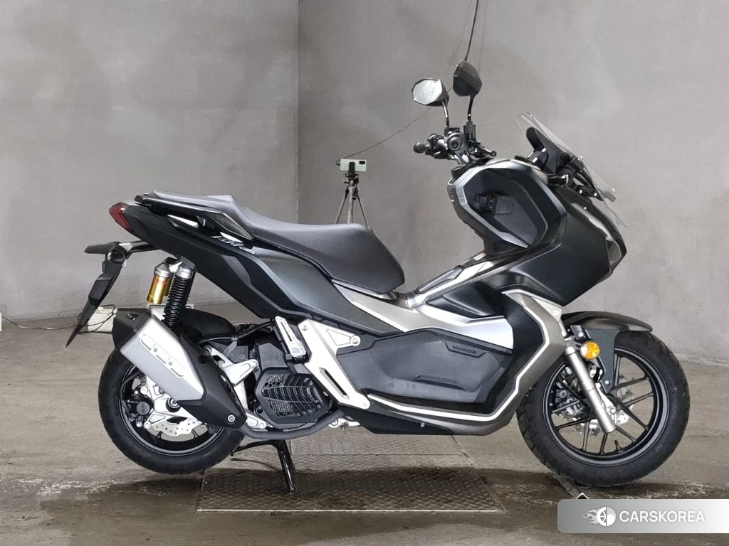Проданный Honda ADV150 2019 из Японии, фото 2
