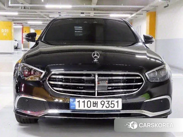 Mercedes-Benz E-Class W213 2023 Черный из Кореи