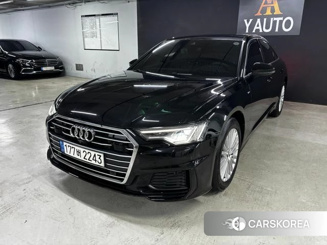 Audi A6 (C8) 2021 Черный из Кореи