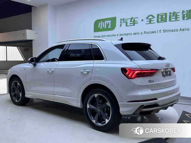 Audi Q3 2022 Белый из Китая