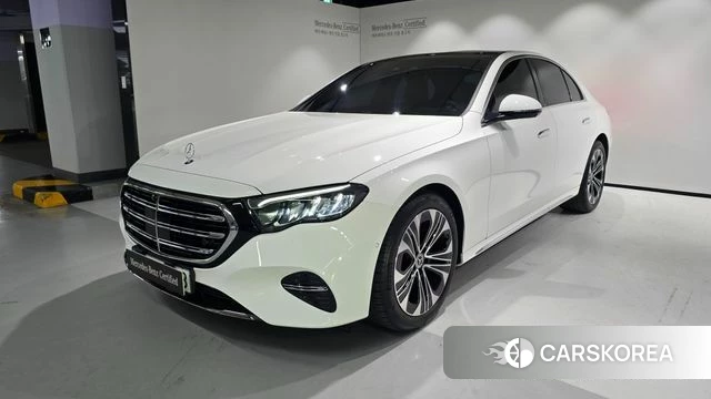 Mercedes-Benz E-Class W214 2024 Белый из Кореи