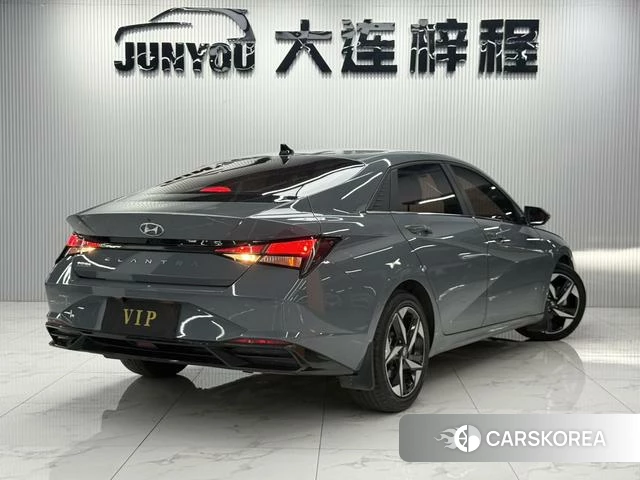 Hyundai Elantra id 4297689 из Китая