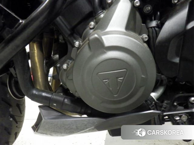 Engine photo