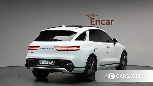 Genesis GV70 2022 Белый из Кореи