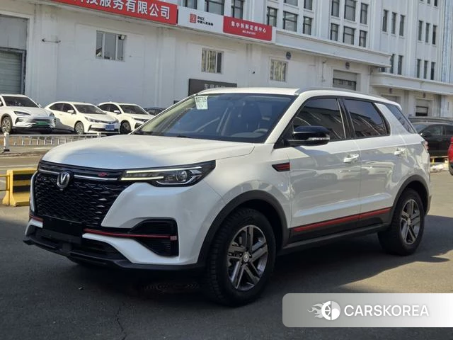 Chang'an CS55 PLUS 2022 Белый из Китая
