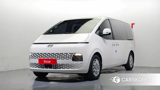 Hyundai Staria 2023 Белый из Кореи