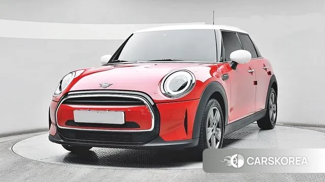Mini Cooper 2023 Красный из Кореи