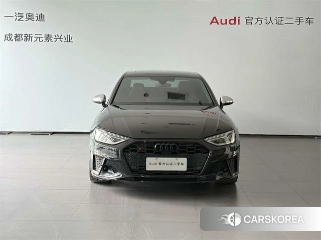 Audi S4 2023 Черный из Китая