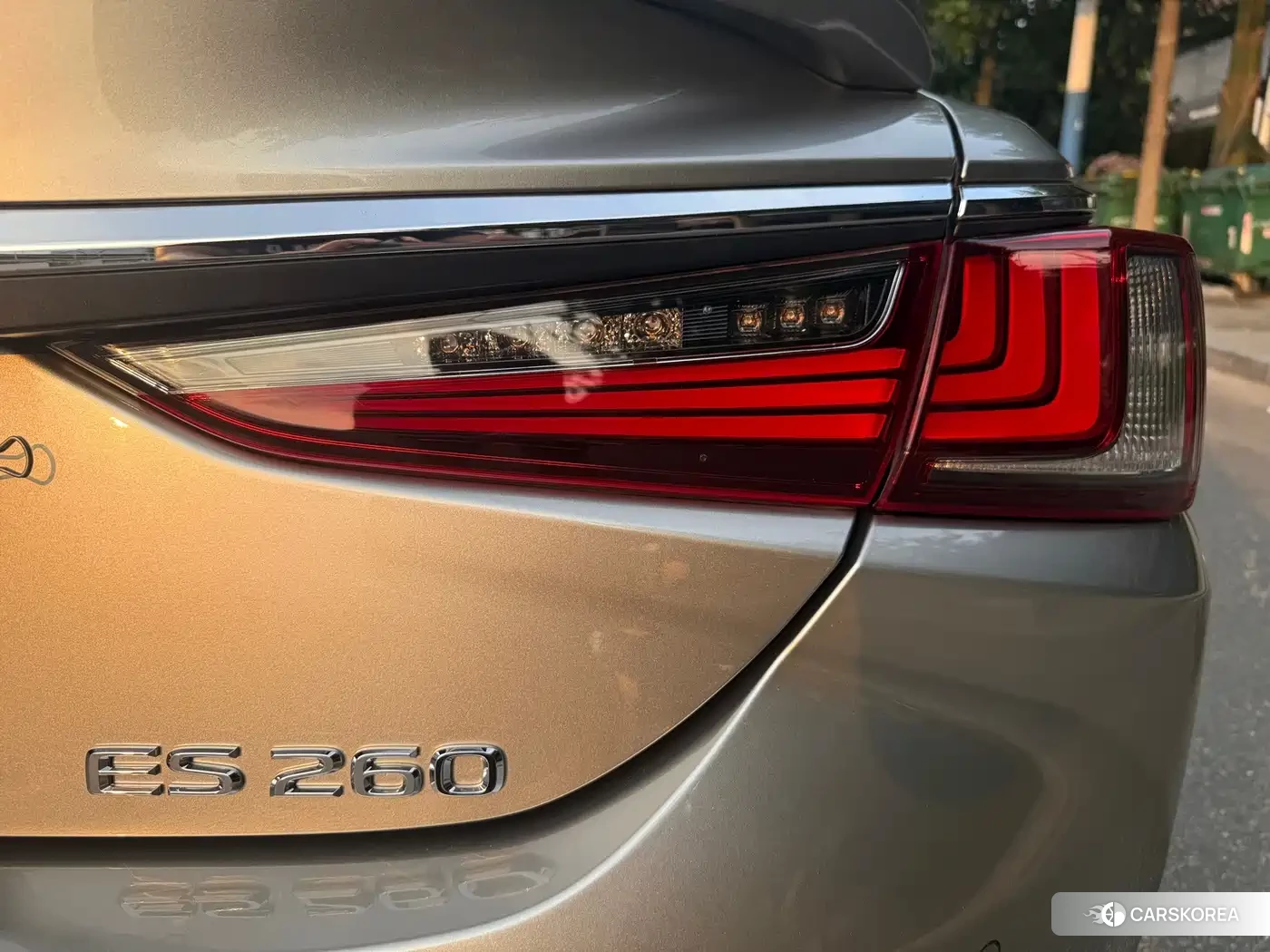 Lexus ES 2023 Silver/gray из Китая