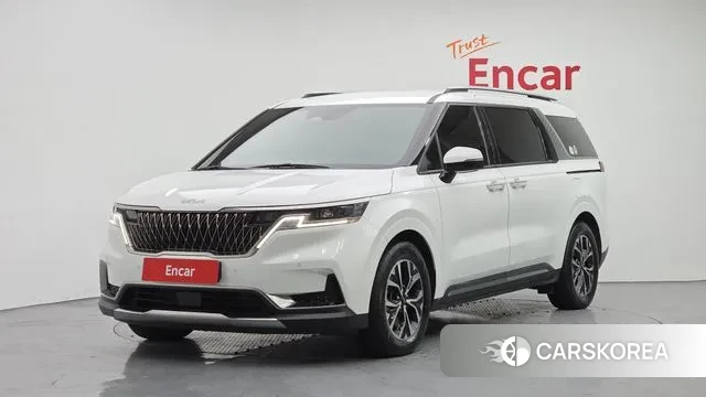 Kia Carnival 4th generation 2023 Белый из Кореи