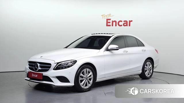 Mercedes-Benz C-Class W205 2019 Белый из Кореи