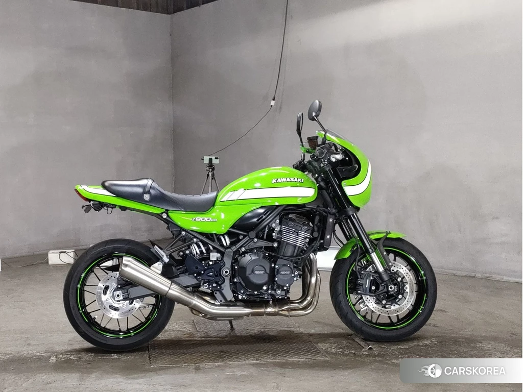 Проданный Kawasaki Z900RS CAFE 2018 из Японии