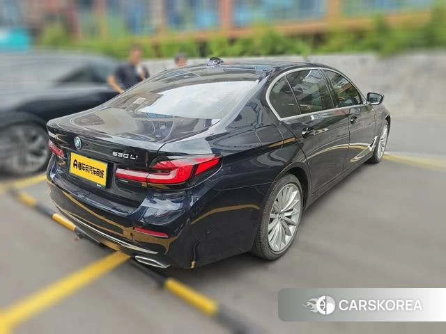 BMW 5 series 2022 Черный из Китая